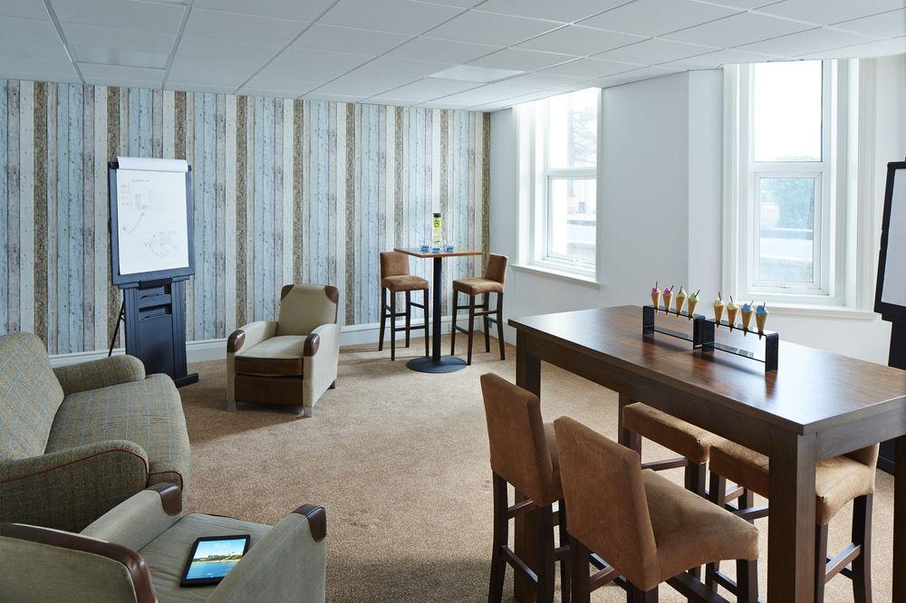 Highcliff Marriott Отель Борнмут