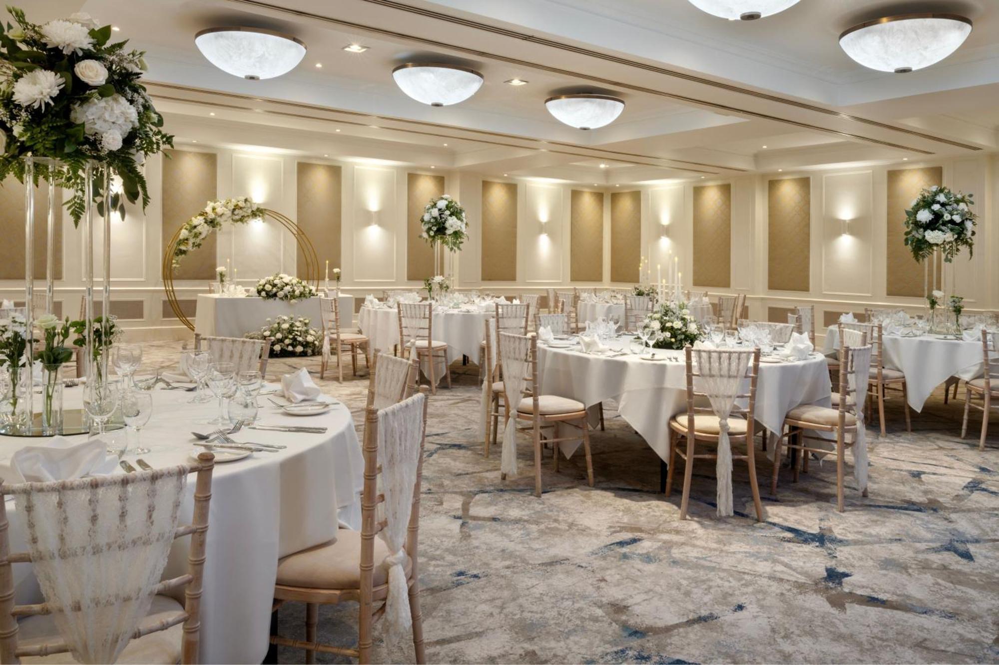 Отель Highcliff Marriott 4*