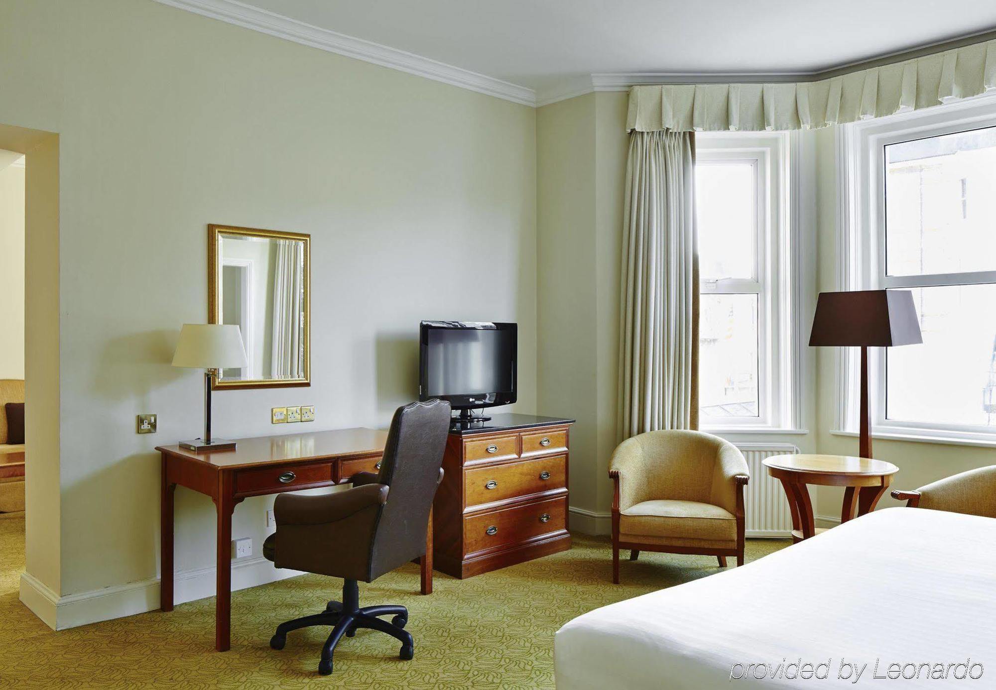 Отель Highcliff Marriott 4*